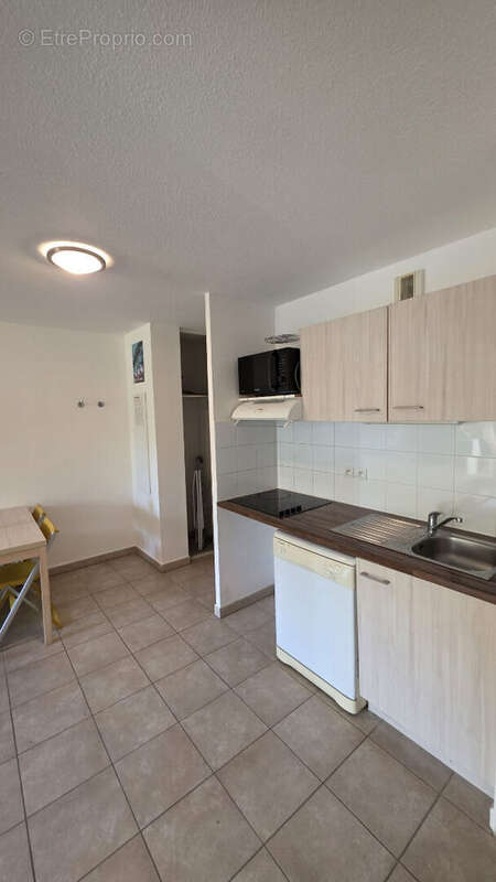 Appartement à ROQUEBRUNE-SUR-ARGENS