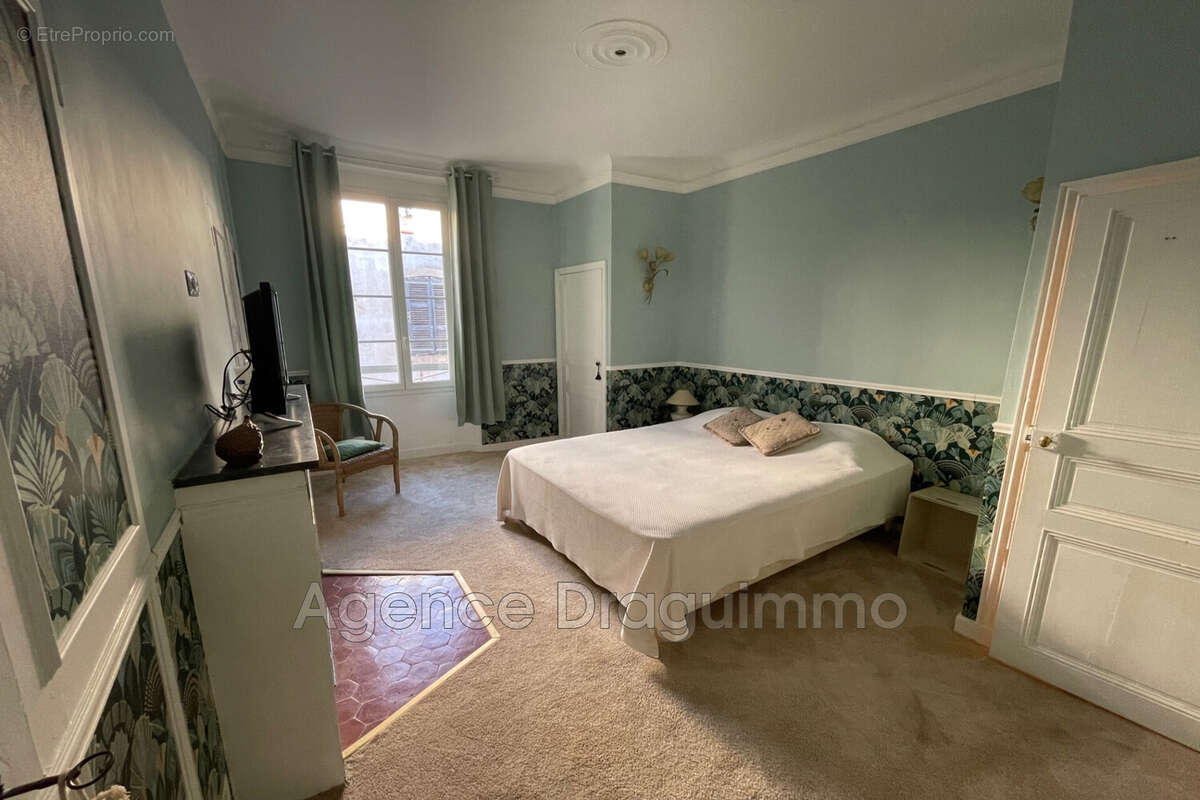 Appartement à DRAGUIGNAN