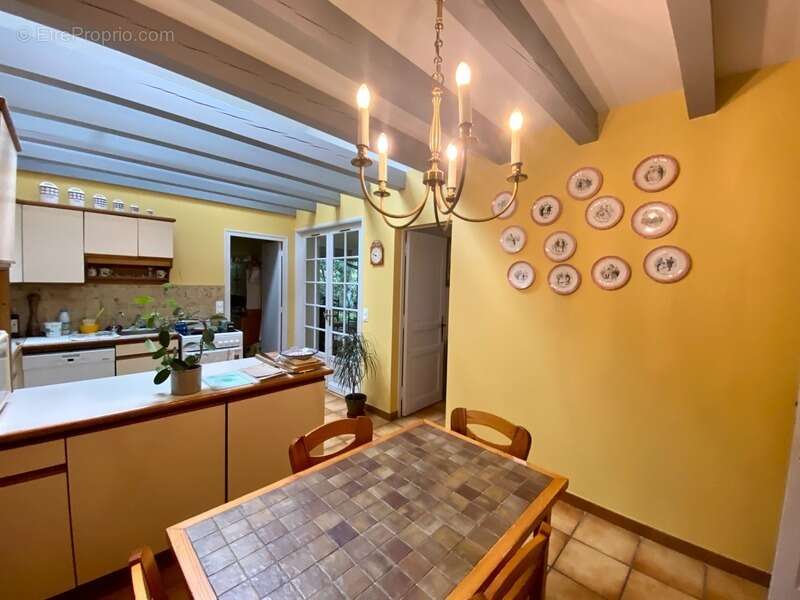 Maison à SAINT-PIERRE-DU-MONT