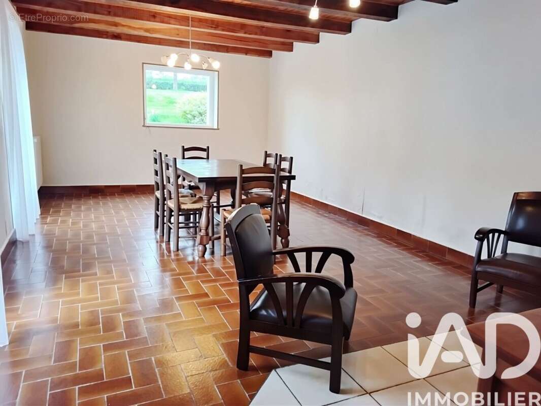 Photo 4 - Maison à PLOUNEVEZ-LOCHRIST