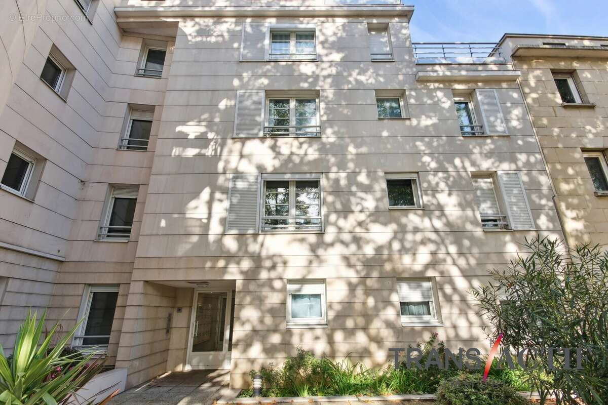 Appartement à ASNIERES-SUR-SEINE