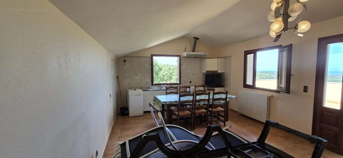 Villa Type 3 + T2 et 2 garages - photo 5