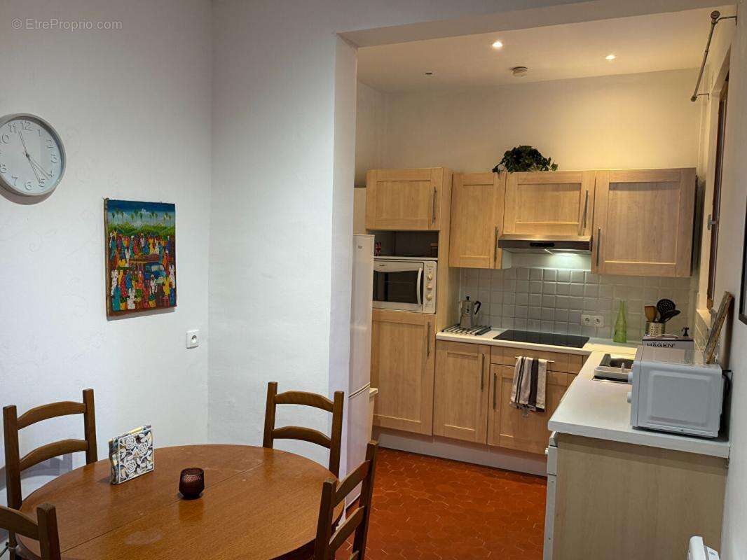 Idéal Investisseur Maison Vence  2 logements 5 pièce(s) 95 m2 pouvant être réunis - photo 4