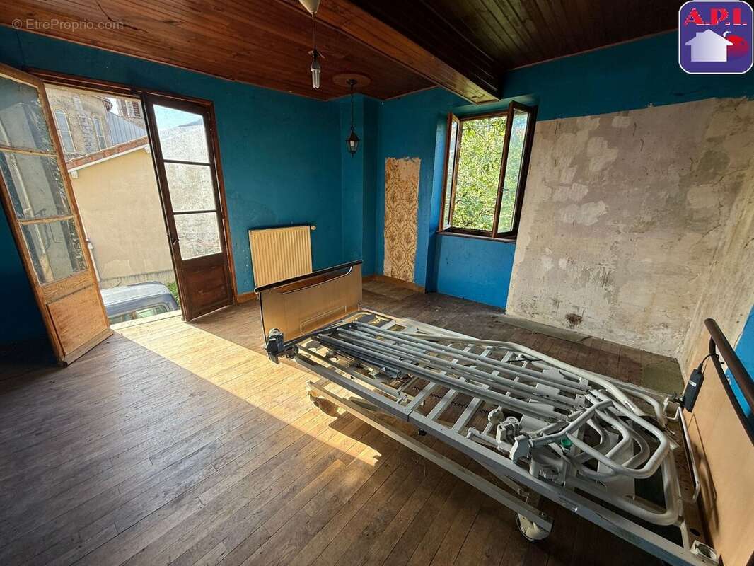 Maison à LORP-SENTARAILLE