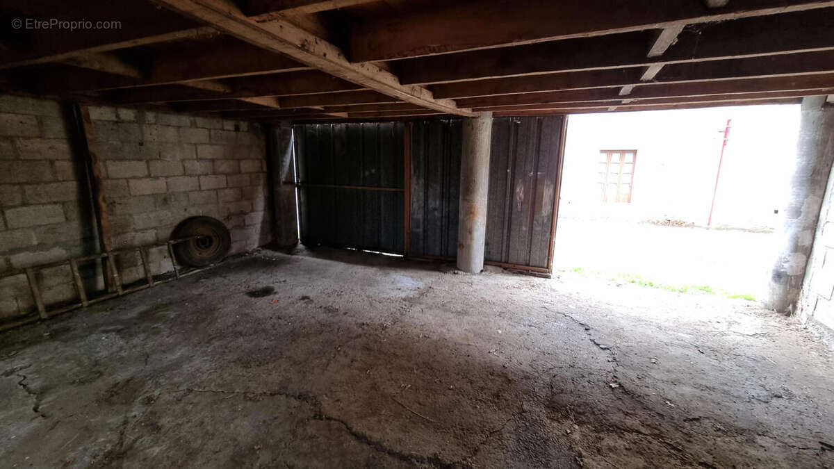 20251204_143457 - Maison à SAINT-FRONT-LA-RIVIERE