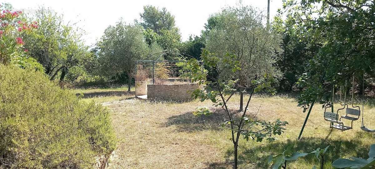 Maison à SAINT-PAUL-EN-FORET