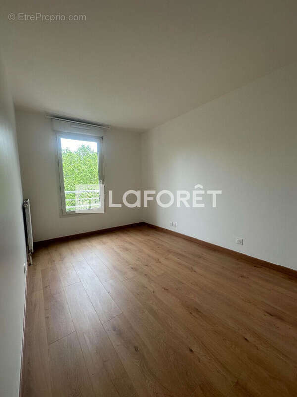 Appartement à AUBERVILLIERS