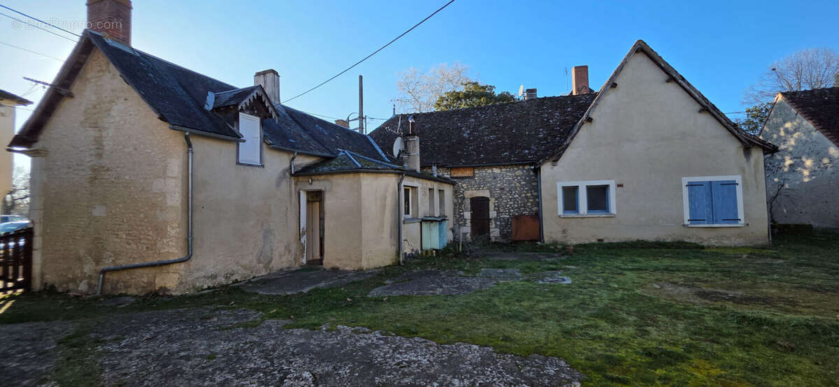 Maison à TOURNON-SAINT-MARTIN