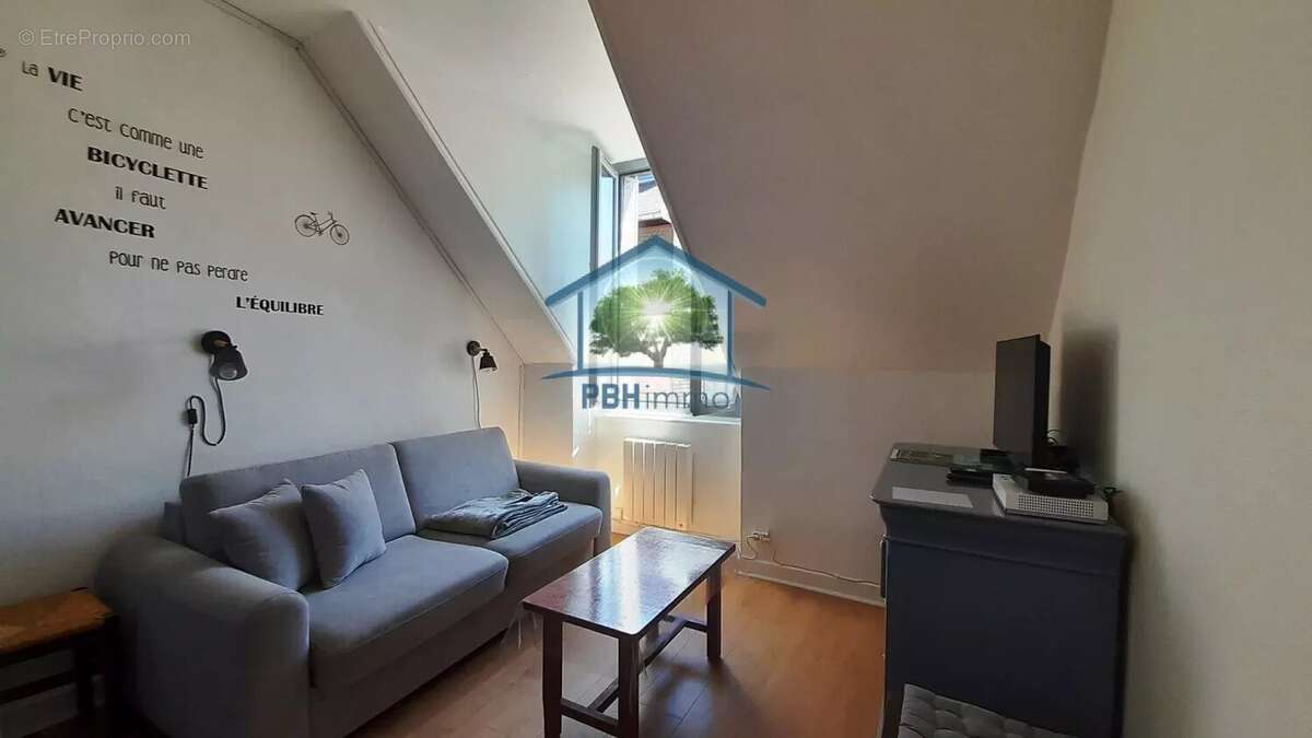 Appartement F2 - centre ville de La Bourboule - photo 2