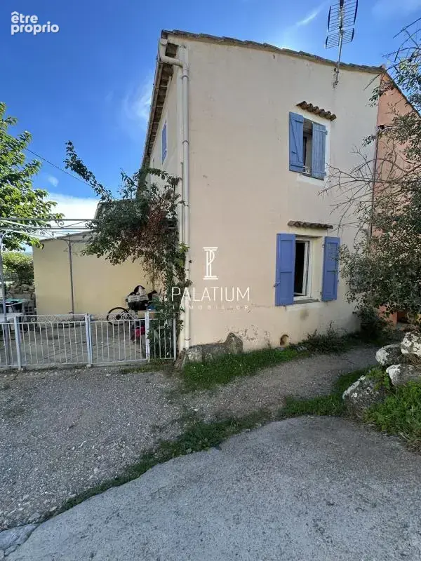 Maison de village à Saint-Julien le Montagnier - photo 1