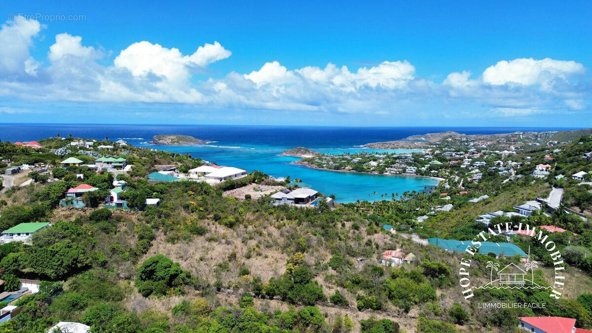 Maison à CAPESTERRE-BELLE-EAU