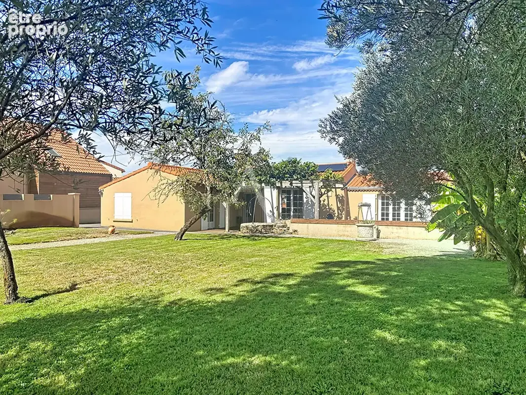 Maison de plain-pied avec dépendances et appartement locatif  Le Loroux-Bottereau - photo 14