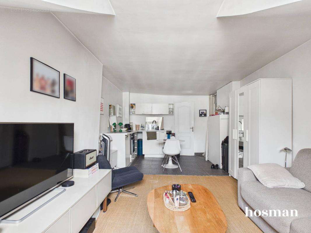 Studio 26 m² - Dernier étage traversant - Rue Saint-Jean, Paris - photo 8