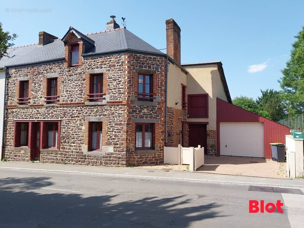 Maison à PACE