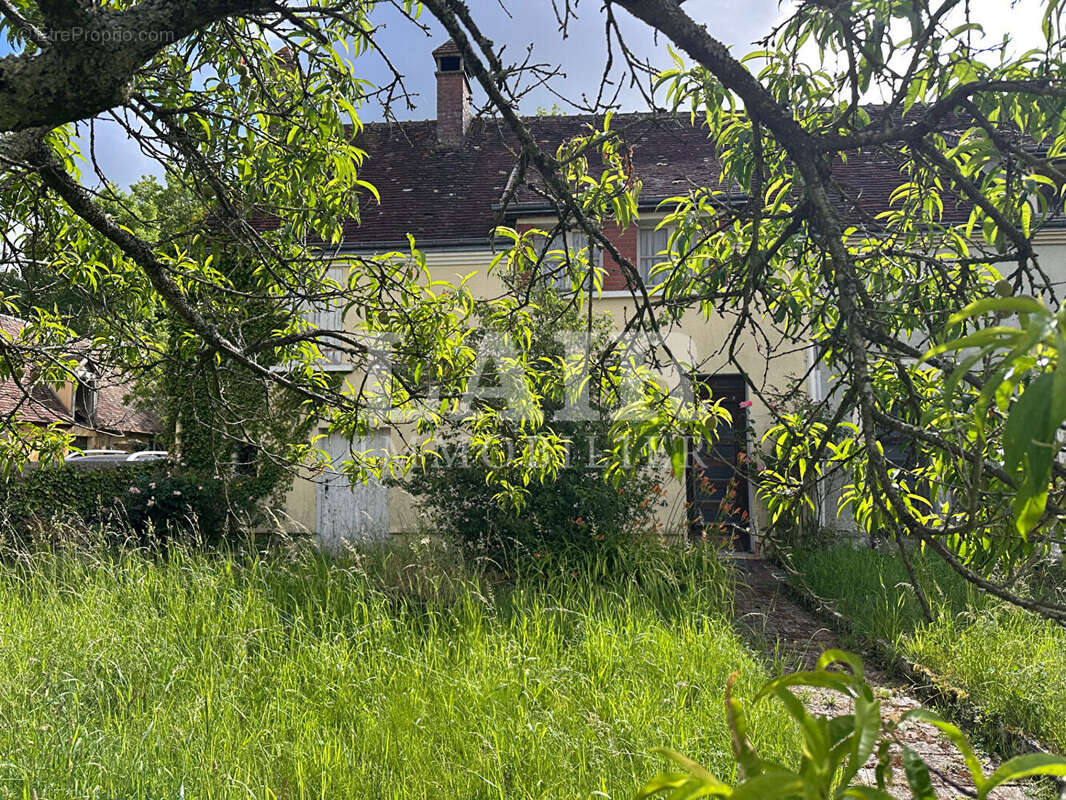 Maison St Germain De La Coudre, réf B15242 - photo 2