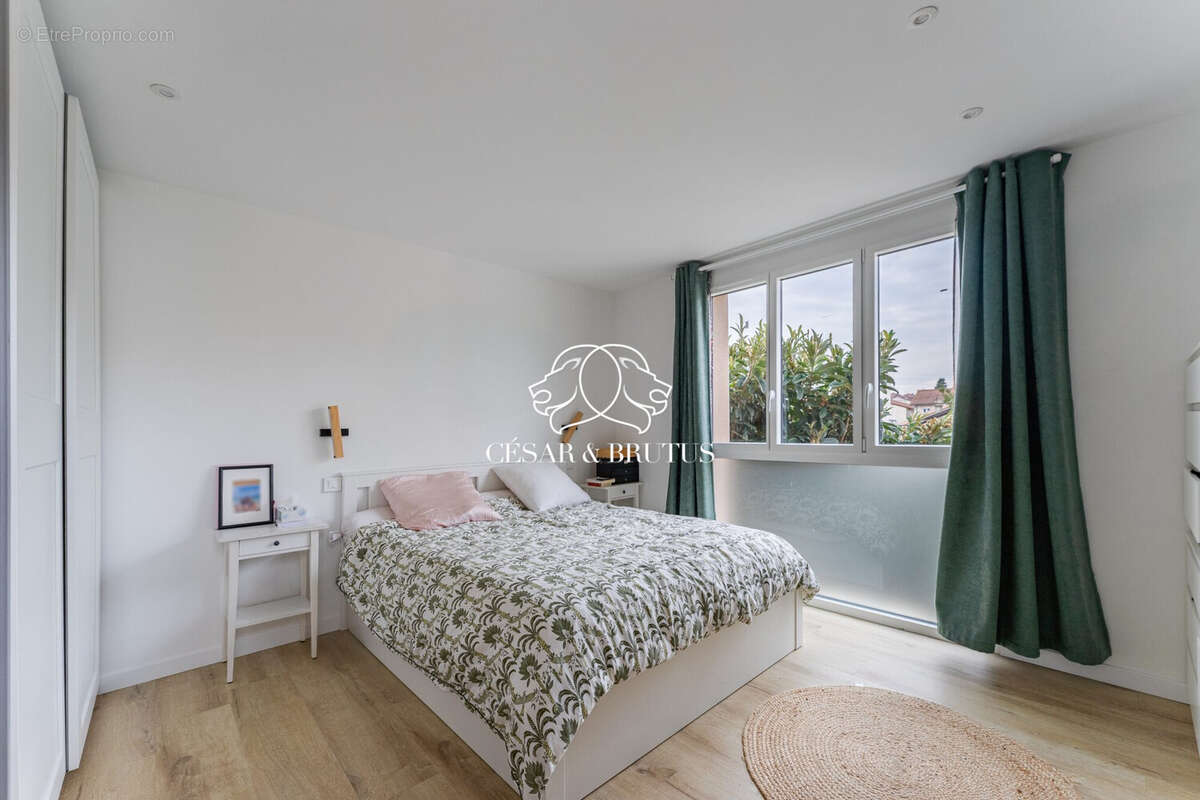 Maison à VILLEURBANNE