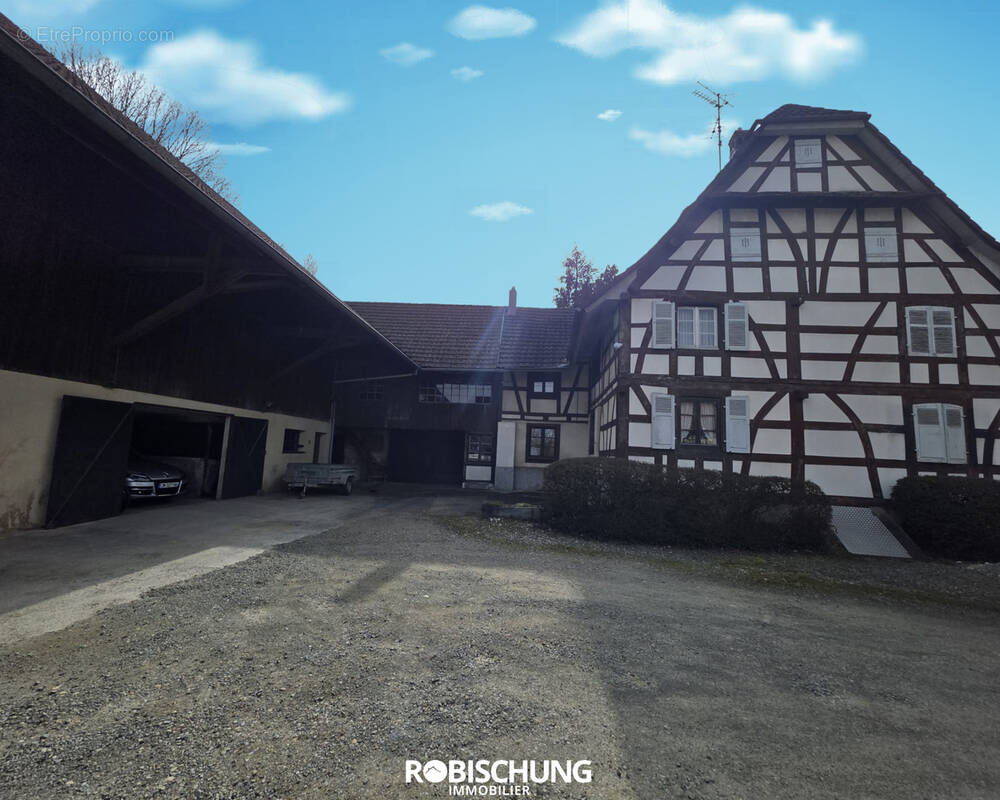 Maison à WOLFERSDORF