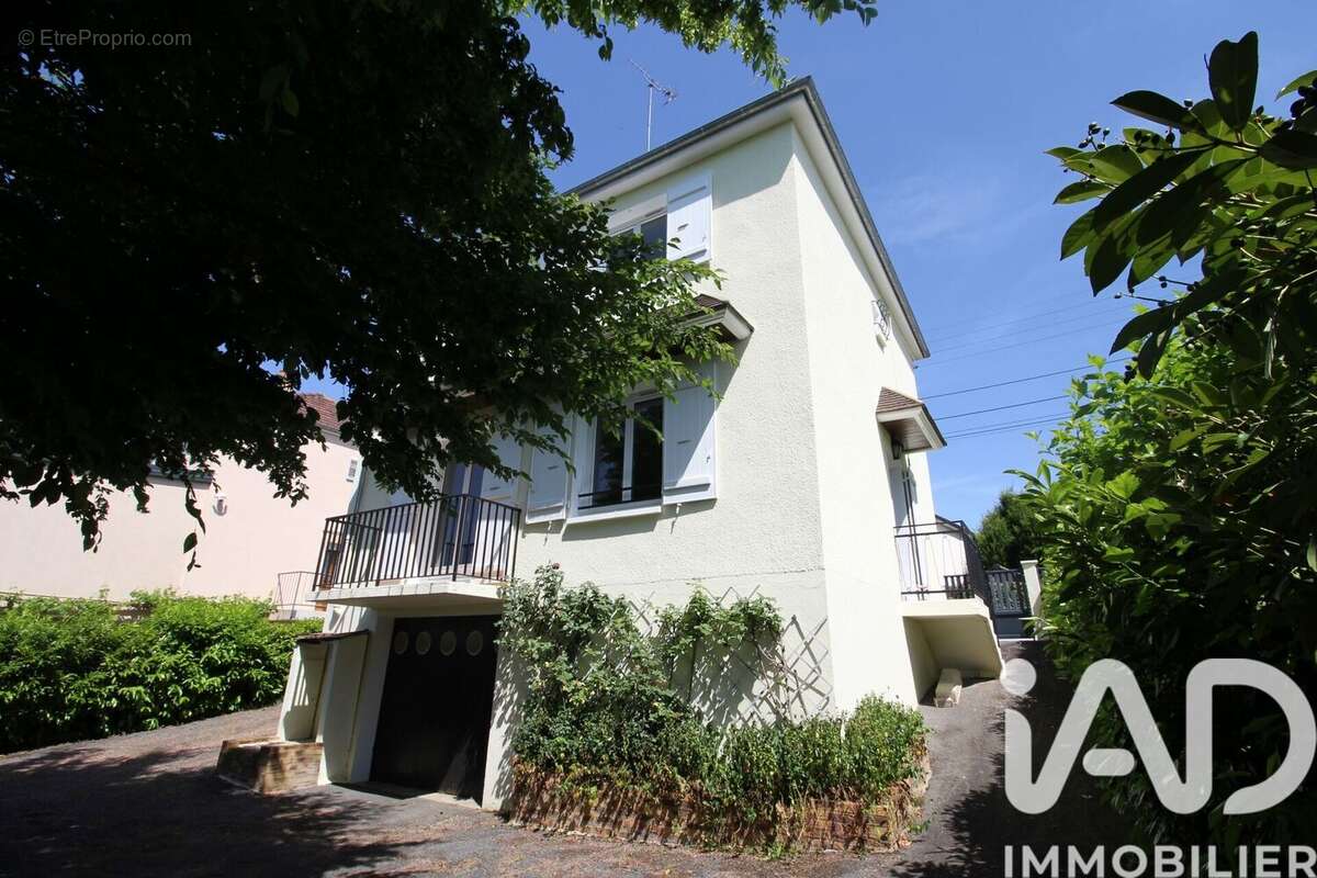 Photo 7 - Maison à COULANGES-LES-NEVERS