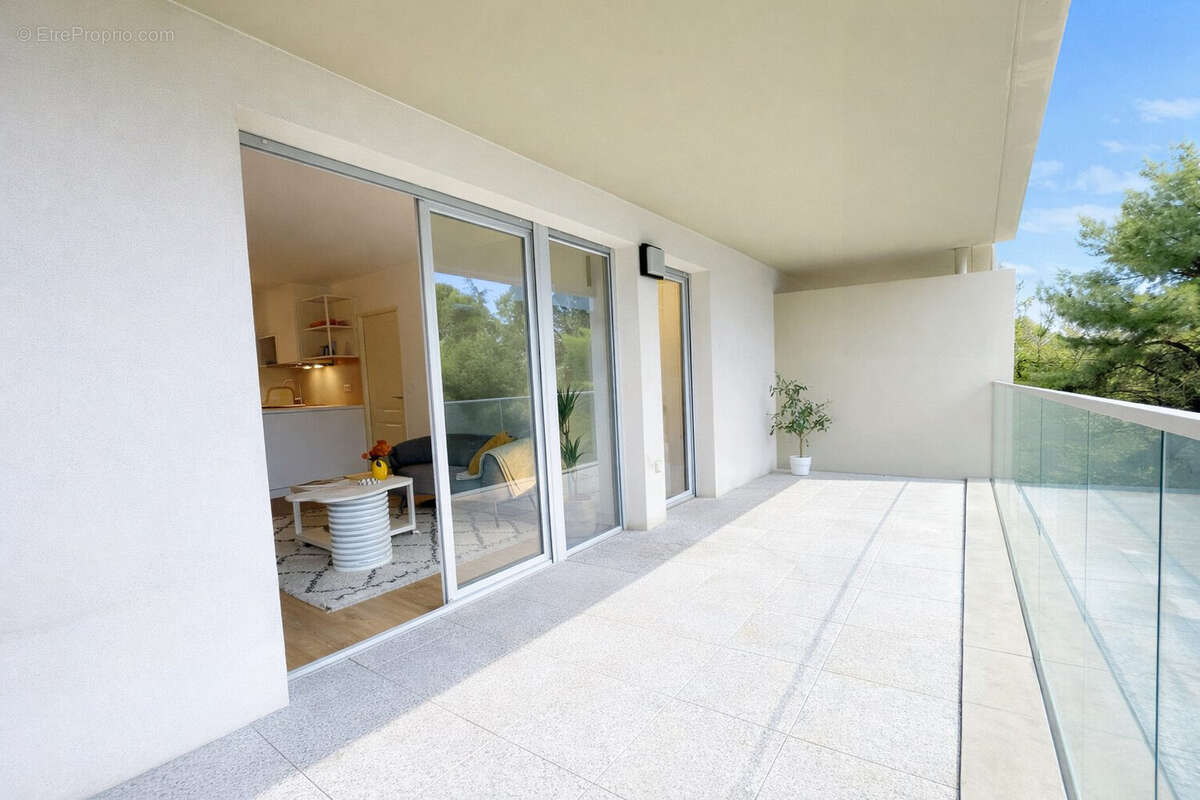 Terrasse 13m² exposée ouest - Appartement à MONTPELLIER