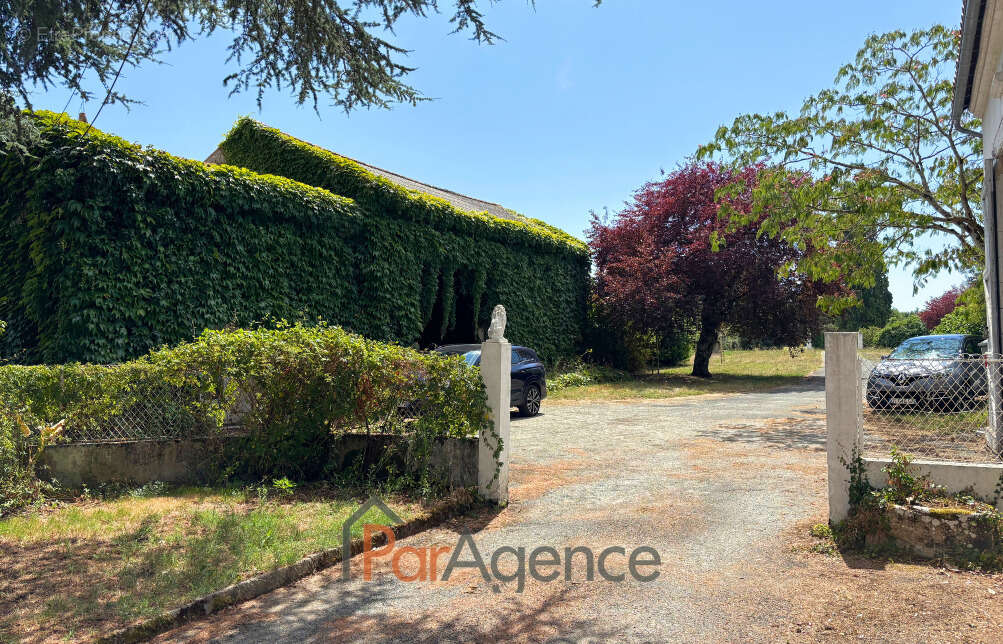 Maison à CORME-ECLUSE