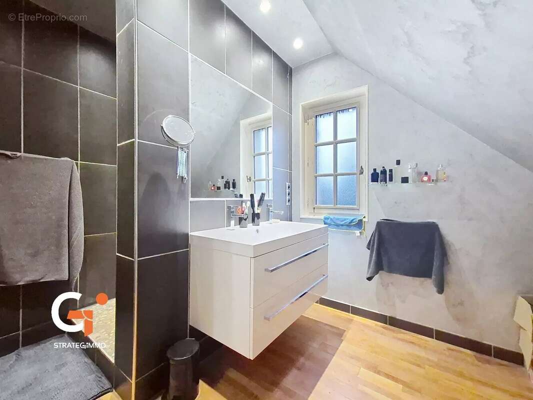 Maison à HONGUEMARE-GUENOUVILLE