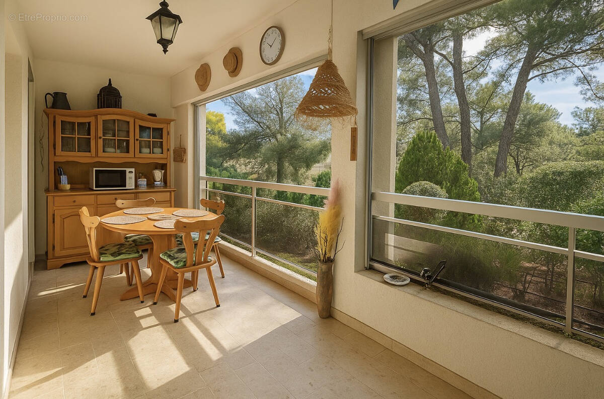 Appartement à SANARY-SUR-MER