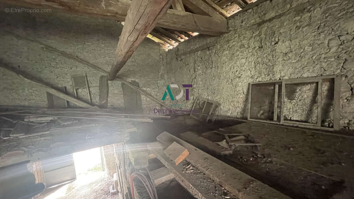 Maison à MONTBONNOT-SAINT-MARTIN