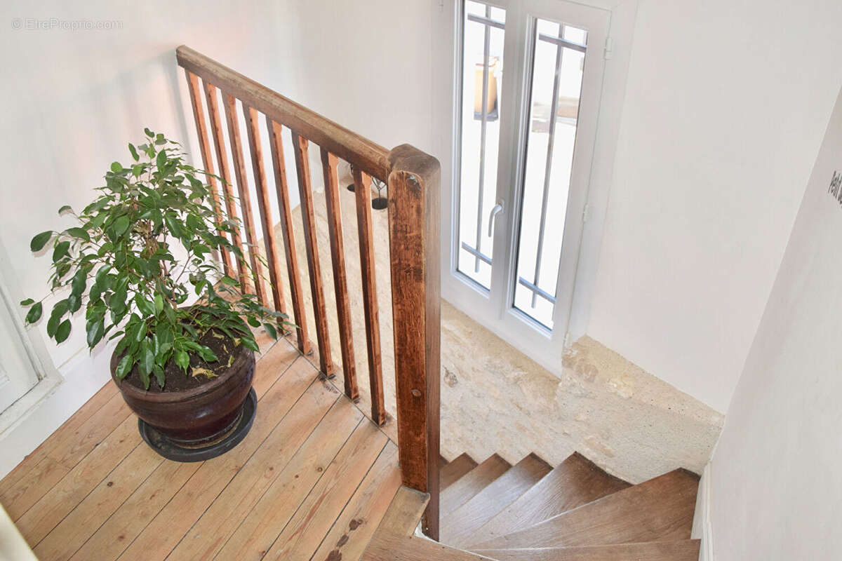 Maison à CHALETTE-SUR-LOING