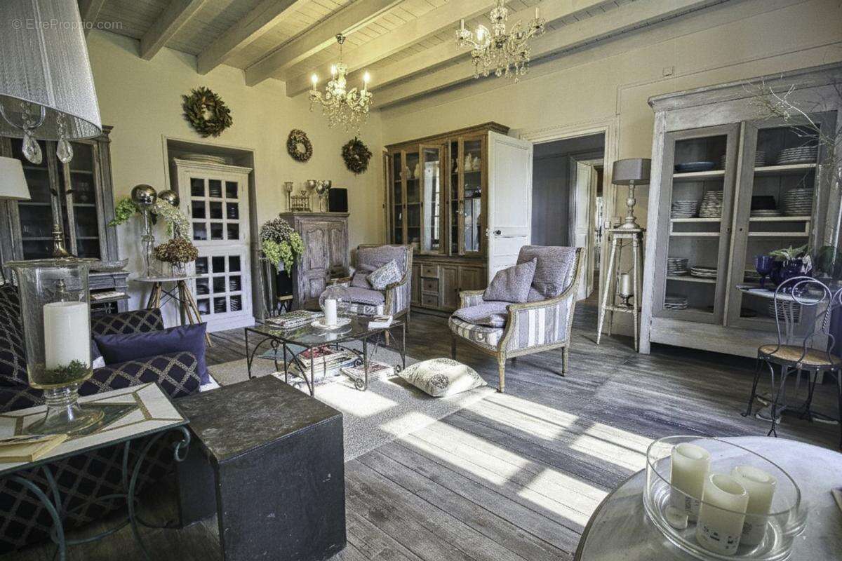 Maison à LA BENATE