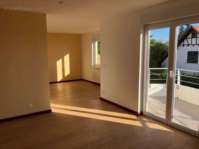 Appartement à ERNOLSHEIM-BRUCHE