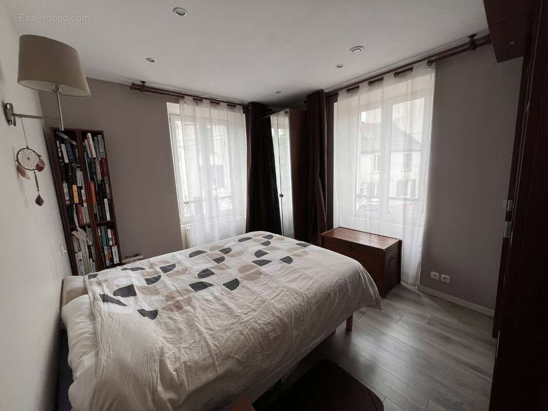 Maison à SAINT-CHERON