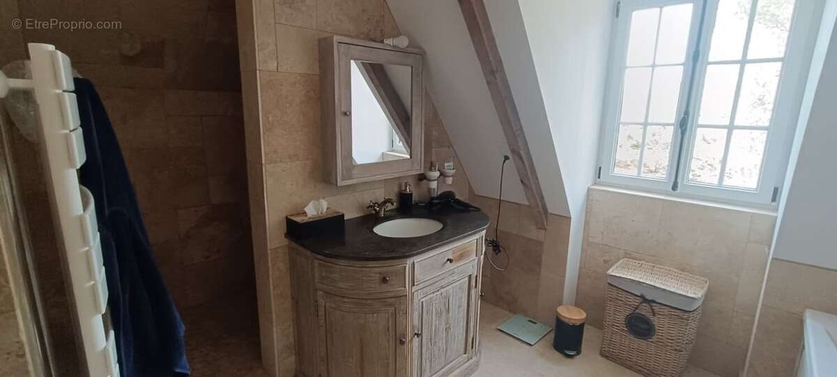 Maison à CENAC-ET-SAINT-JULIEN