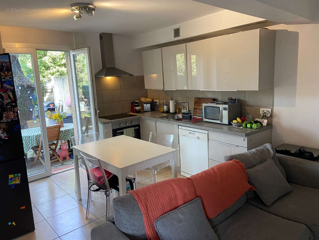 Puyricard- Maison T3 de 70 m2 sur parcelle de 234 m2, secteur calme et résidentiel - photo 2