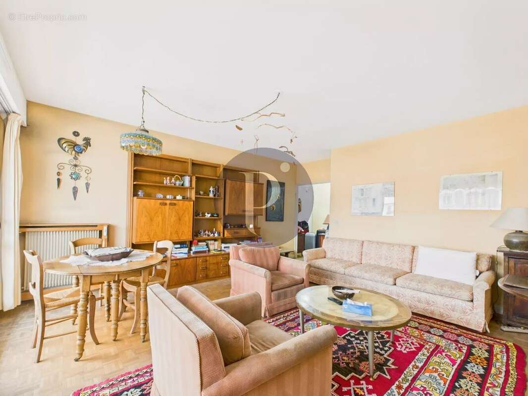 Appartement à LE PLESSIS-ROBINSON