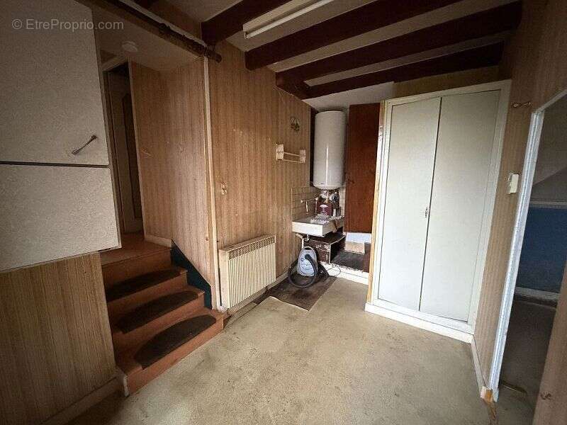 Maison 88 m² à Panissieres  - photo 6