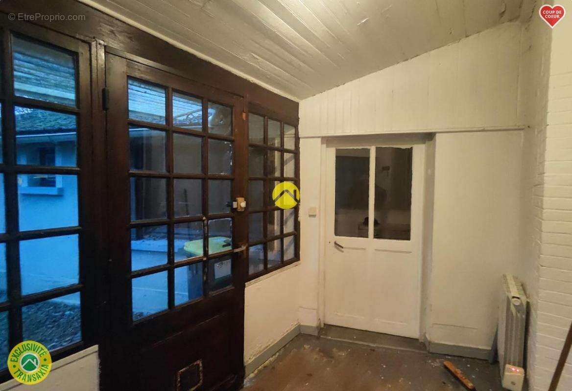 Maison à LA GUERCHE-SUR-L'AUBOIS