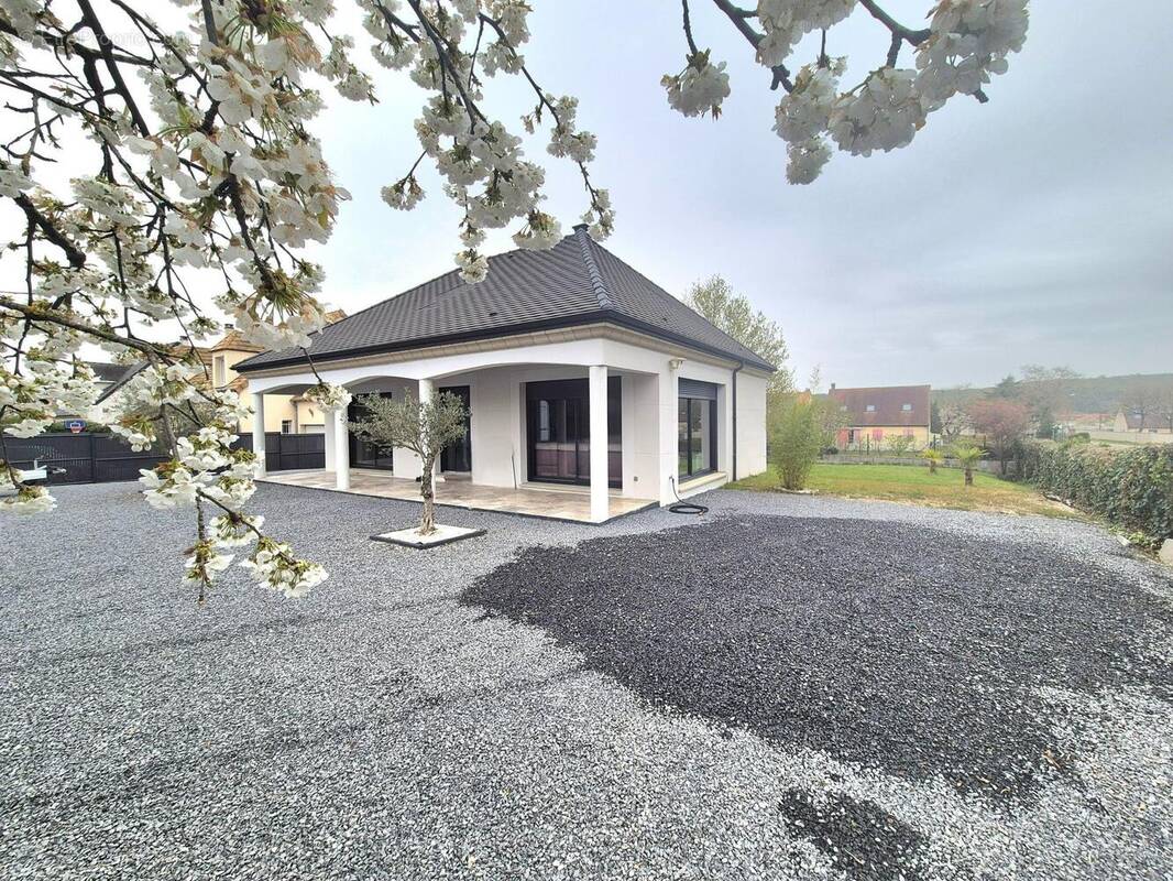 Photo 1 - Maison à FRENEUSE