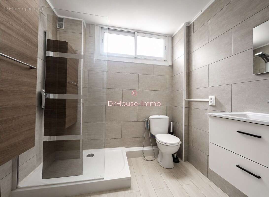 Appartement à LUNEL