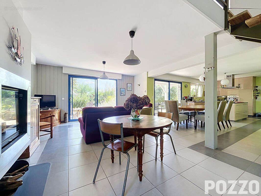 Maison Jullouville 5 pièce(s) 165 m2 - Maison ossature bois - 930 m² de terrain - photo 6