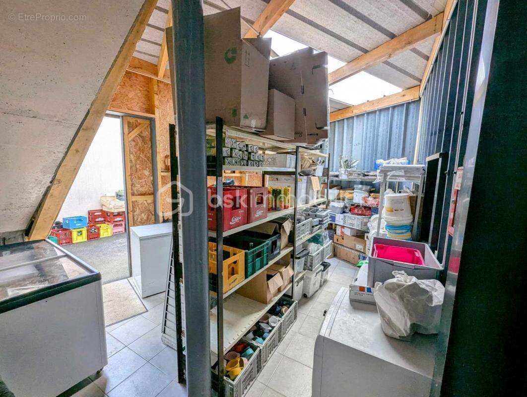 Commerce à SAINT-JAMES