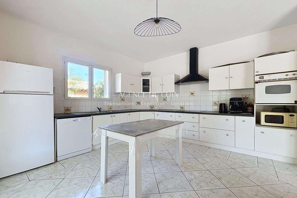 Le Muy 83490 Vaste villa familiale au calme absolu avec pisc - photo 8