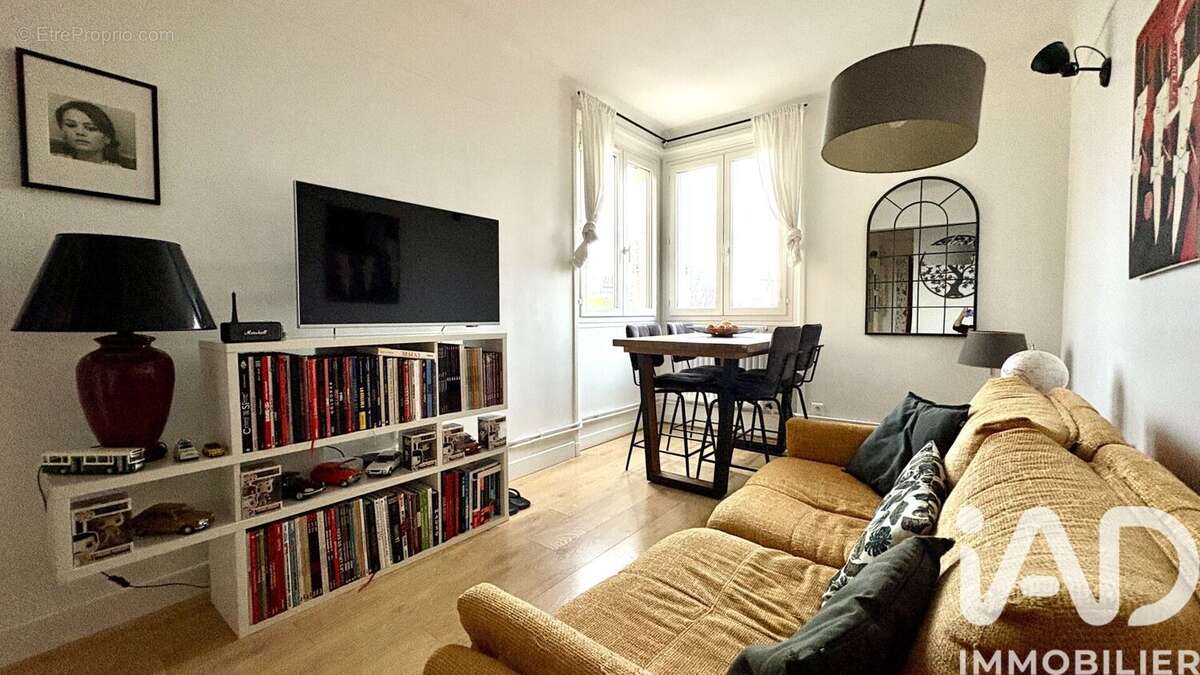 Photo 2 - Appartement à SURESNES