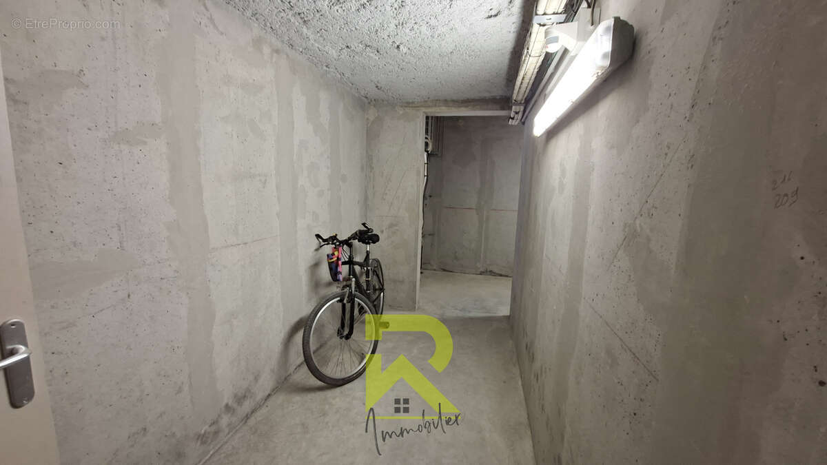 Appartement T3 avec ascenseur, garage et grande terrasse à 200 mètres de la plage - photo 15