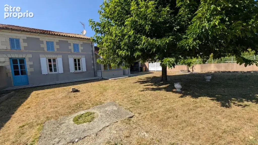 Maison à REIGNAC