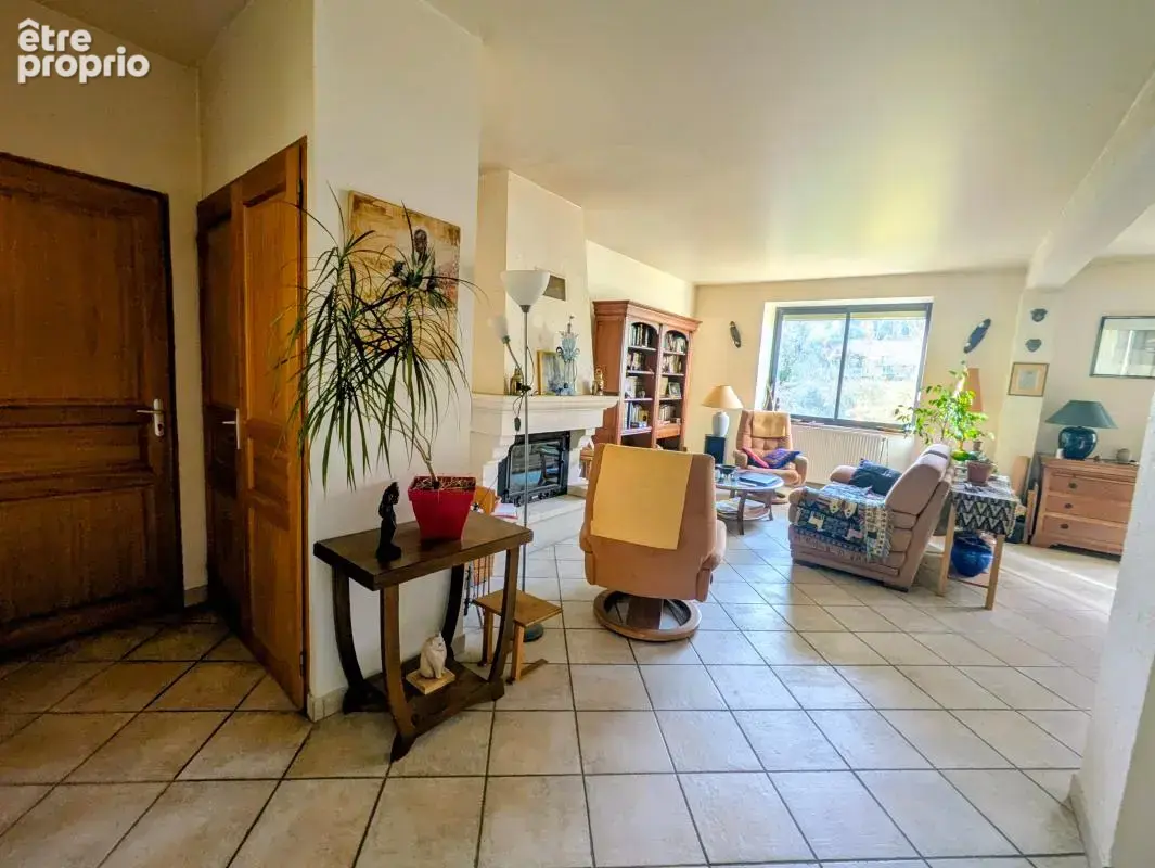 Maison divisée en deux habitations - photo 5