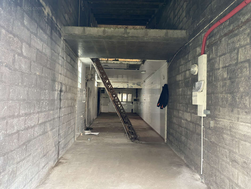 Parking à GROSBREUIL