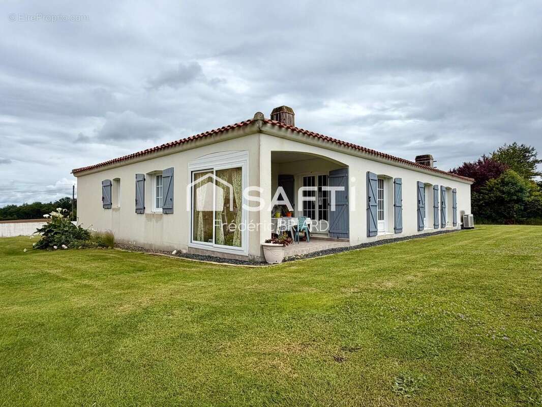 Photo 2 - Maison à NESMY