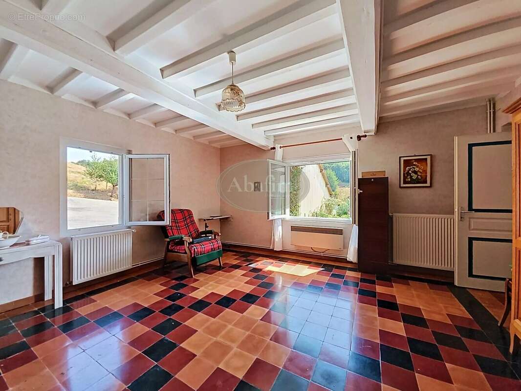 Propriété gersoise, dépendances, 2,8 ha - photo 2