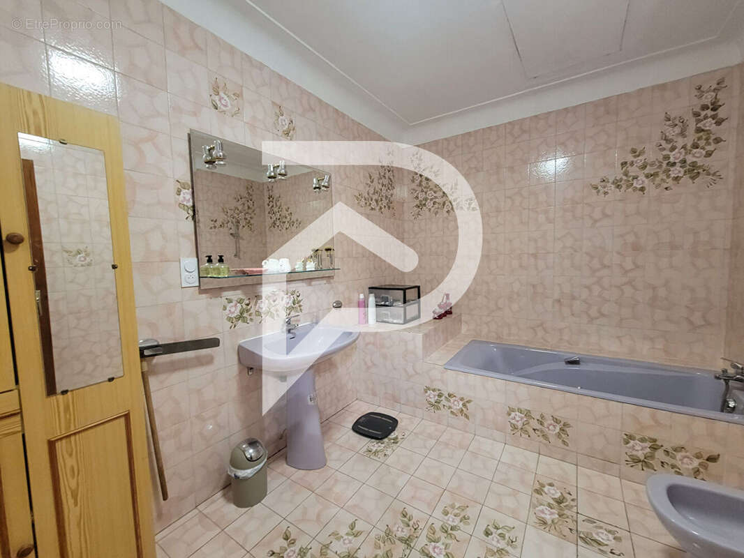 Maison à LATOUR-BAS-ELNE