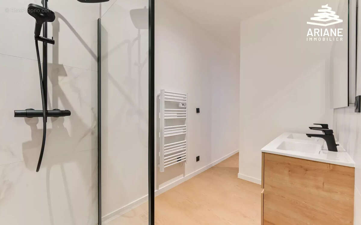 Appartement à VOURLES